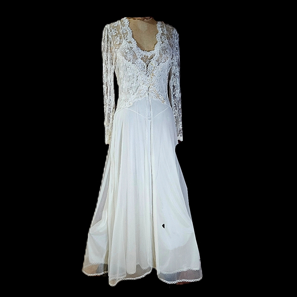 VINTAGE VICTORIA'S SECTRET peignoire bridal set w lace, sequins...